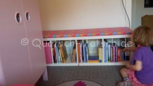 Bücherregal Sitzband selber bauen DIY