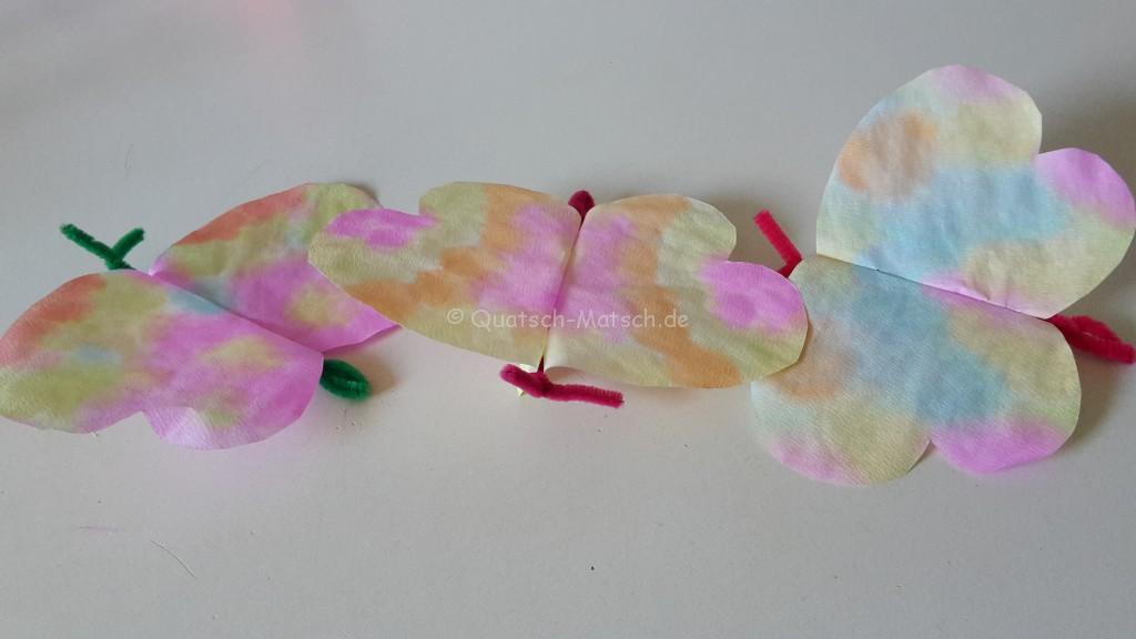 Schmetterlinge aus Filtertüten