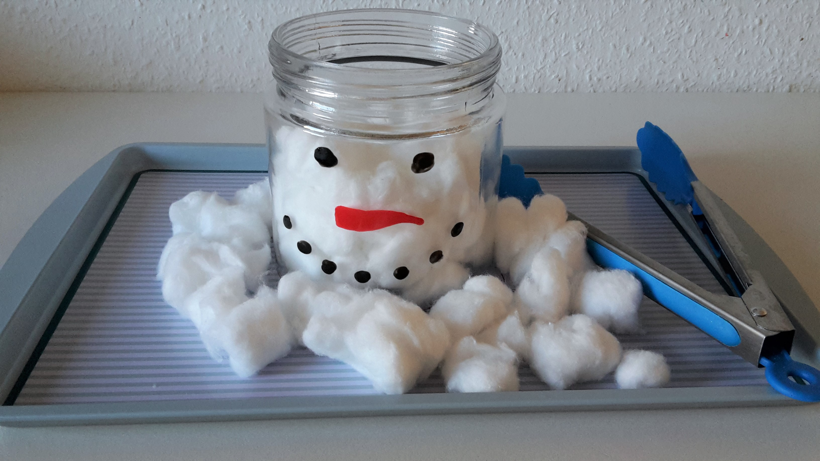 Watte Schneemann – Montessori
