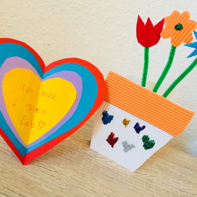 Karten für den Muttertag basteln mit Kindern