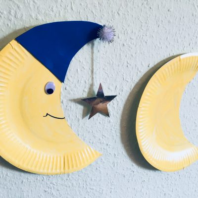 Einen Mond aus Pappteller mit Kindern basteln