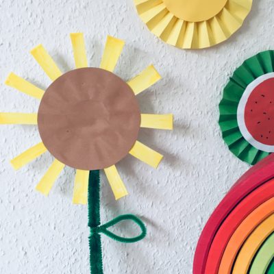 Sonnenblume aus Pappbecher basteln